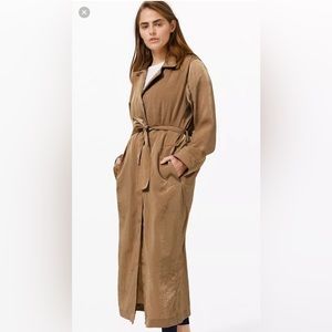 LULULEMON Always Effortless Trench Size 12